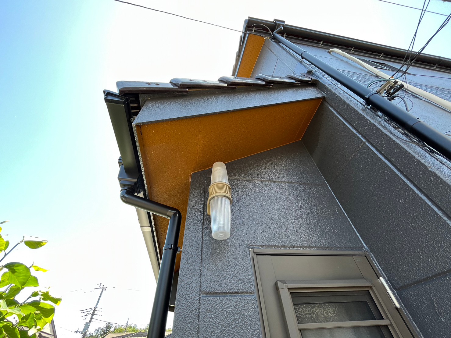 外壁塗装 屋根塗装 塗り替え 外壁リフォーム　劣化　軒天　雨樋