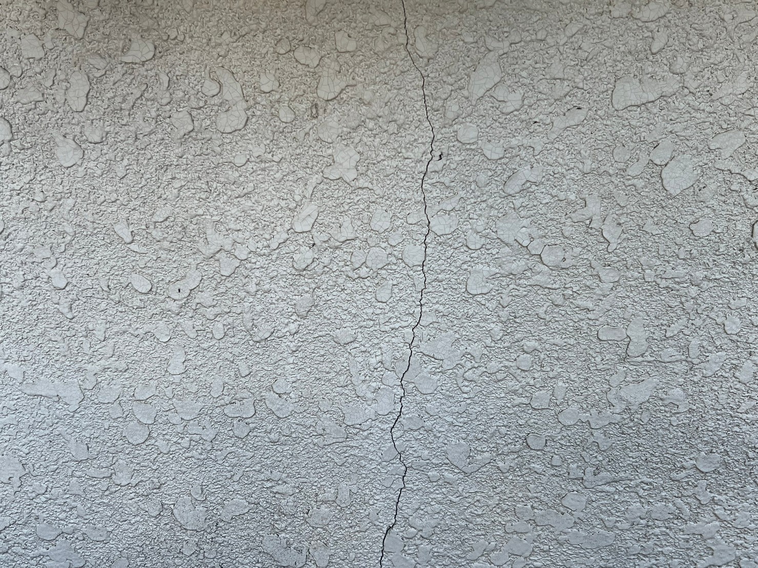 外壁塗装 屋根塗装 塗り替え 外壁リフォーム 劣化 補修 ひび割れ