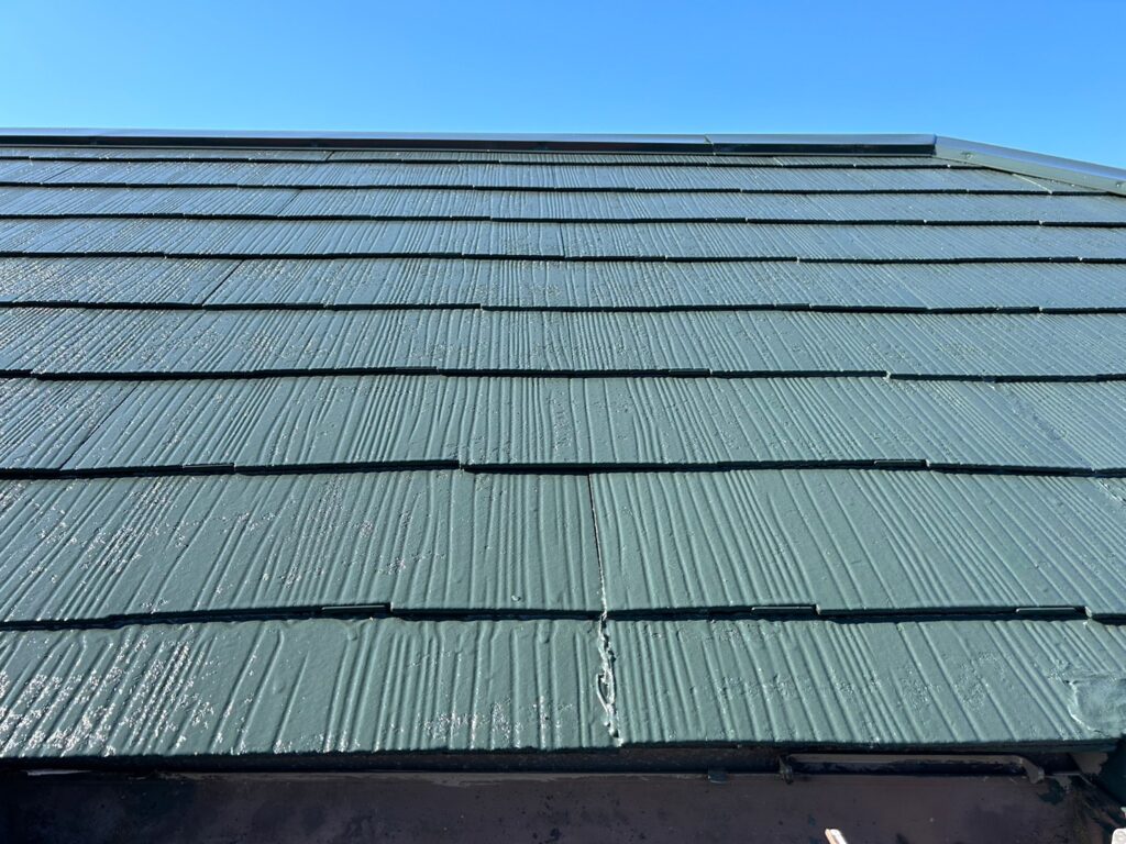 外壁塗装　屋根塗装　棟板金交換　雨漏り　雨漏り点検　外壁リフォーム　塗り替え　コロニアル